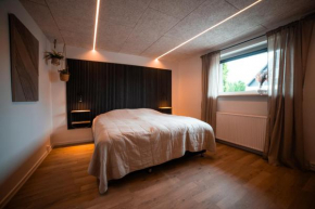 Nyrenoveret bolig i rolige omgivelser